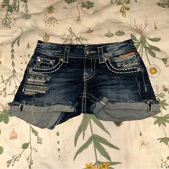 Miss me shorts - Picture 1 of 3